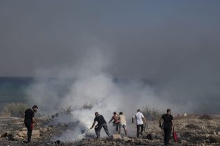 Καίγεται η Ελλάδα, επειδή δεν υπάρχουν μαγικές λύσεις