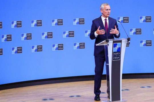 Οι συνομιλίες του Βίλνιους και στο βάθος… Χάγη