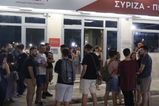 Ωρα για αποφάσεις στην Κουμουνδούρου και όχι για καθυστερήσεις