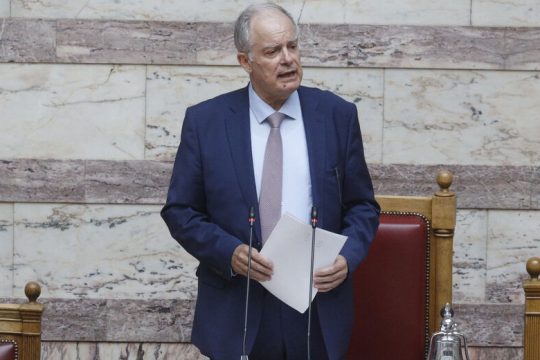 Με 249 ψήφους ανανεώθηκε η θητεία του Κ. Τασούλα