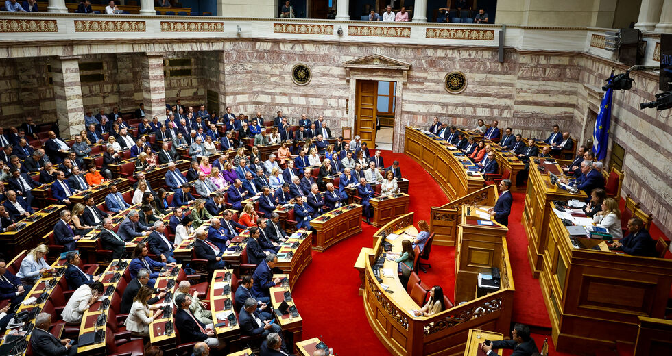 Οι προγραμματικές δηλώσεις και η διαρκής επιστροφή της πολιτικής