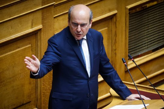 Μοίρασε υποσχέσεις ο Χατζηδάκης για ανάπτυξη, δουλειές και υψηλότερο εισόδημα
