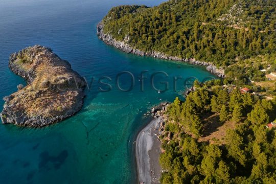 Το μαγευτικό τοπίο στον όρμο Σαρακήνικο