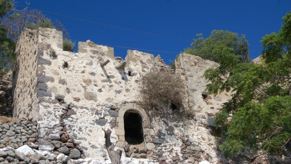 Εμπορειός. Στο κάστρο
