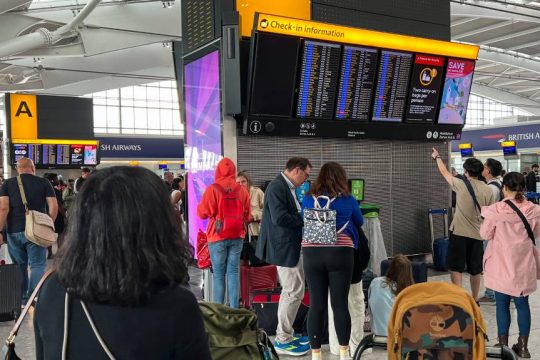 Britain Air Traffic Problems