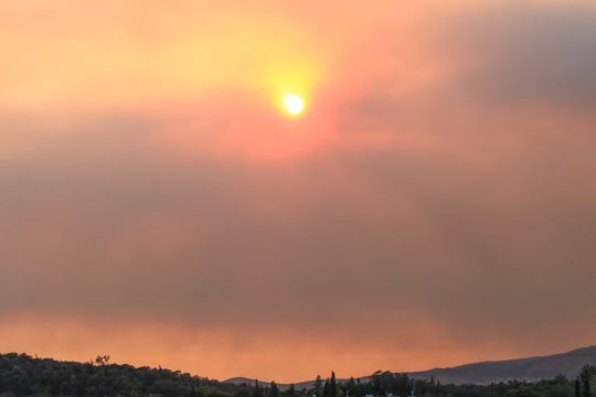 καπνός από φωτιά