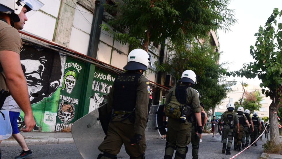 Ισχυρές αστυνομικές δυνάμεις έξω από το γήπεδο του Παναθηναϊκού