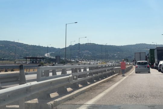 Μποτιλιάρισμα έξω από τη Θεσσαλονίκη
