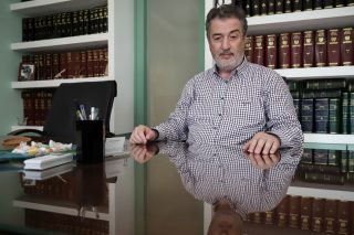 Κώστας Παπαδάκης
