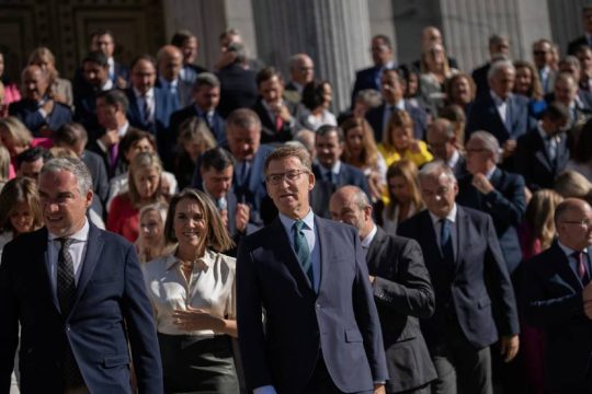 Αλμπέρτο Νούνιεθ Φεϊχόο