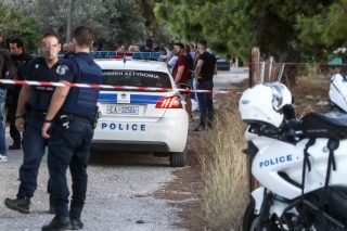 περιπολικό και αστυνομικοί