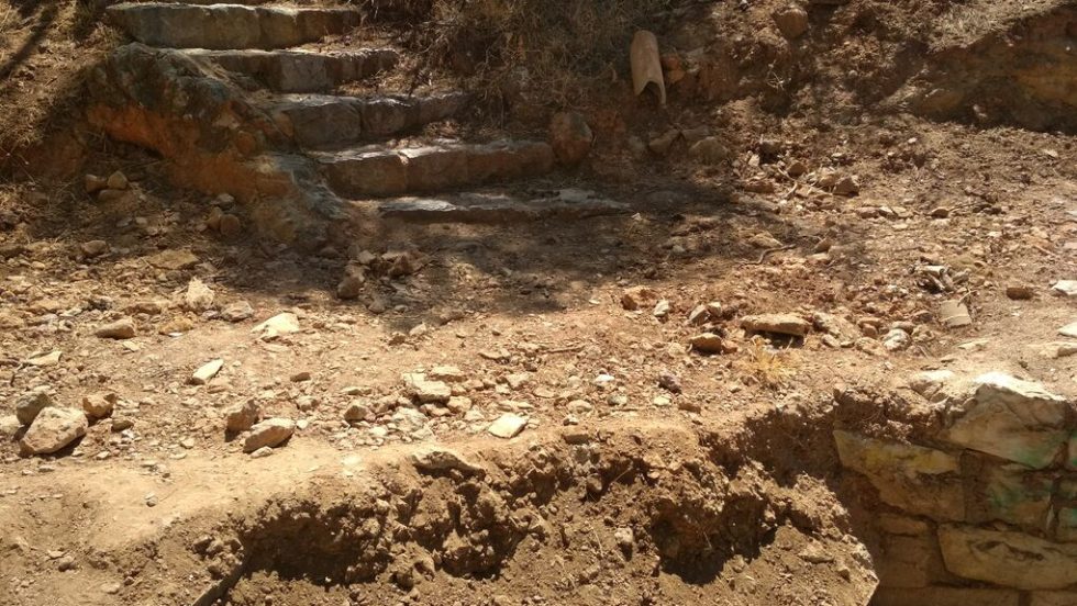 Λόφος Στρέφη, έργα