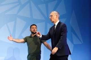 Βολοντίμιρ Ζελένσκι και Γενς Στόλτενμπεργκ