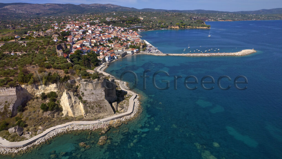 Η Κορώνη και το ανατολικό τμήμα του κάστρου της
