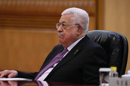Μαχμούντ Αμπάς