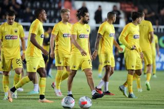 aek-podosfairistes
