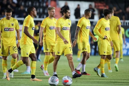 aek-podosfairistes