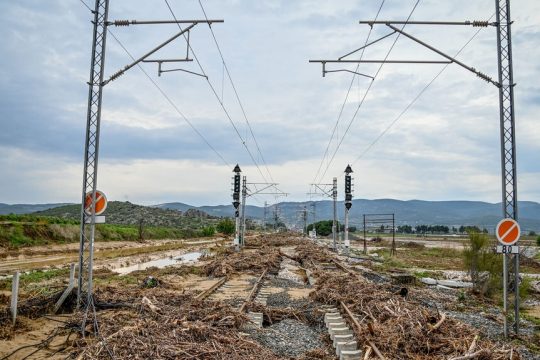 trena-sidirodromos