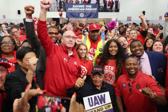 automobile-uaw-aftokinita