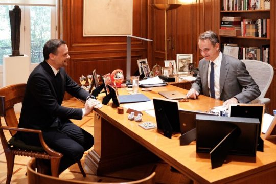 ΠΡΩΤΗ ΣΥΝΑΝΤΗΣΗ ΔΟΥΚΑ - ΜΗΤΣΟΤΑΚΗ