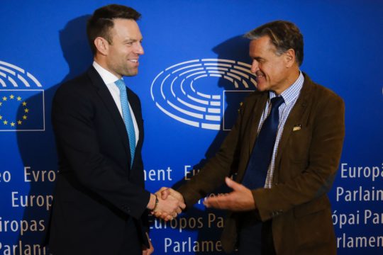 ο Στ. Κασσελάκης με τον πρόεδρο της Επιτροπής LIBE, Aguilar