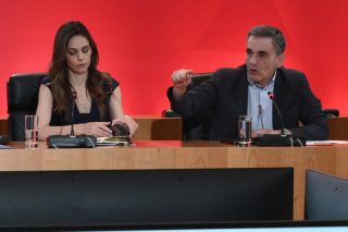 Η Έφη Αχτσιόγλου και ο Ευκλείδης Τσακαλώτος