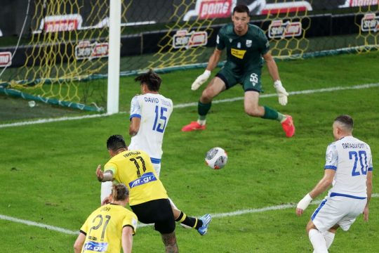 aek-lamia