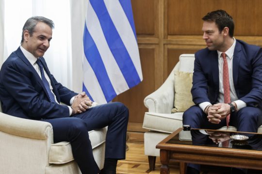 Ο πρωθυπουργός Κυριάκος Μητσοτάκης και ο πρόεδρος ΣΥΡΙΖΑ ΠΣ Στέφανος Κασσελάκης
