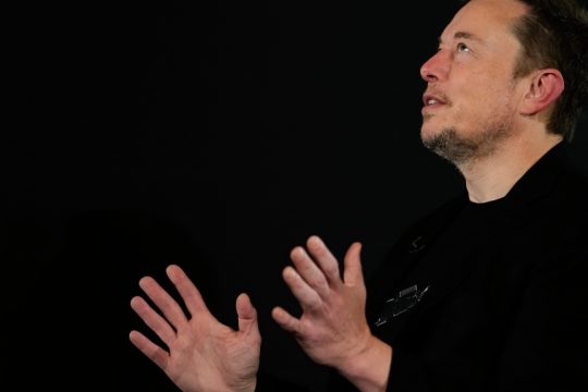 musk-mask