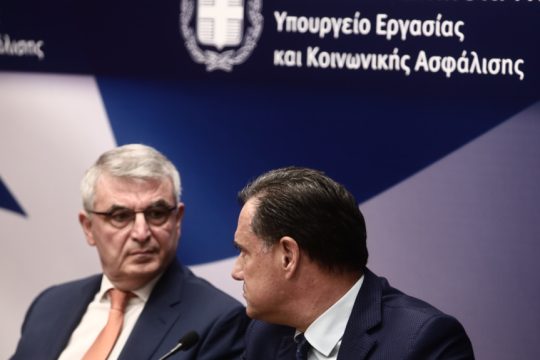 Πάνος Τσακλόγλου