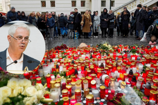 Κώστας Τσίβος, επίκουρος καθηγητής Νεοελληνικών Σπουδών στο Πανεπιστήμιο Καρόλου της Πράγας