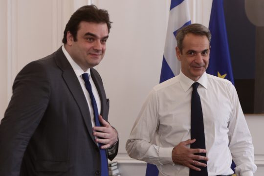 ο Κυριάκος Μητσοτάκης και ο Κυριάκος Πιερρακάκης