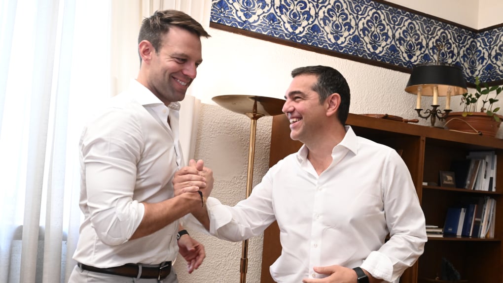 Επίθεση «κατά ριπάς» από Κασσελάκη προς Τσίπρα – Βολές για capital controls, δημοψήφισμα, Μάτι