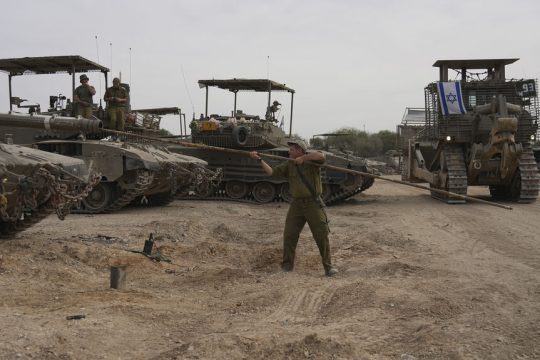 israil-tanks
