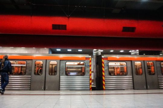 μετρό, «Κεραμεικός»