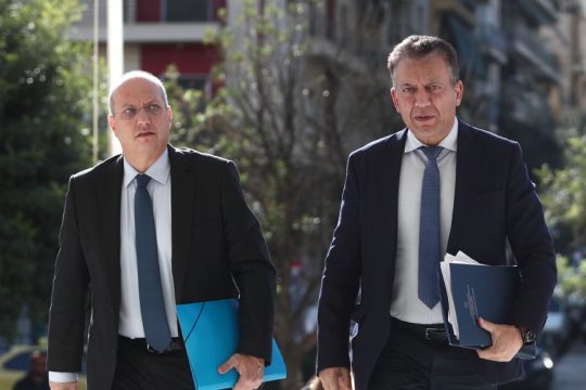 Γιάννης Οικονόμου, Γιάννης Βρούτσης