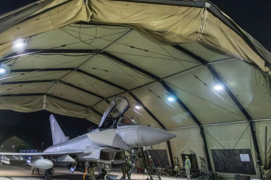 Βρετανικό μαχητικό επιστρέφει στη βάση του στην Κύπρο αφού έχει βομβαρδίσει την Υεμένη