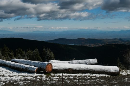 Χιόνι στη λίμνη Πλαστήρα