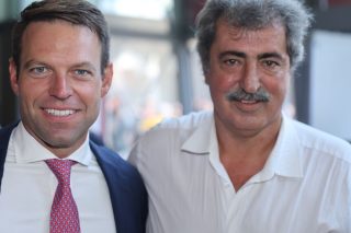 Παύλος Πολάκης και Στέφανος Κασσελάκης χαμογελαστοί τις παλιές ανέφελες μέρες που φαίνεται πως παρήλθαν ανεπιστρεπτί