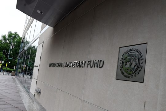 ΔΝΤ: Η διάρκεια του πολέμου θα δείξει πόσο θα πληγεί η παγκόσμια οικονομία