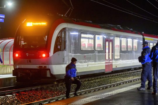 Ελβετία, ομηρία σε τρένο