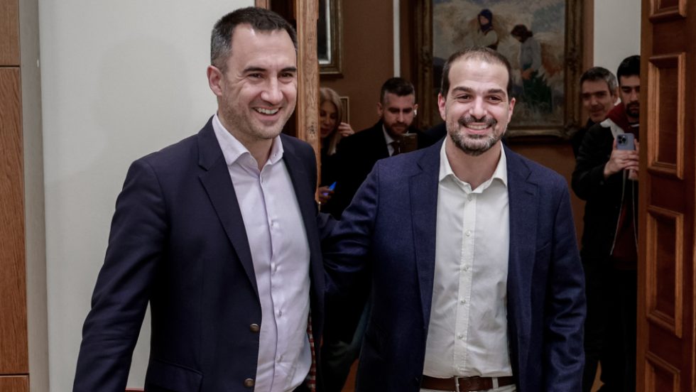 ο Αλέξης Χαρίτσης και ο Γαβριήλ Σακελλαρίδης