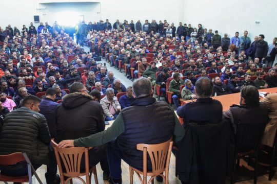αγρότες