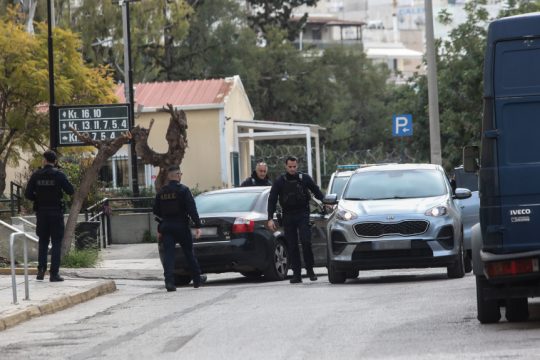 συλλήψεις, Πυρήνες, ΟΥΚ