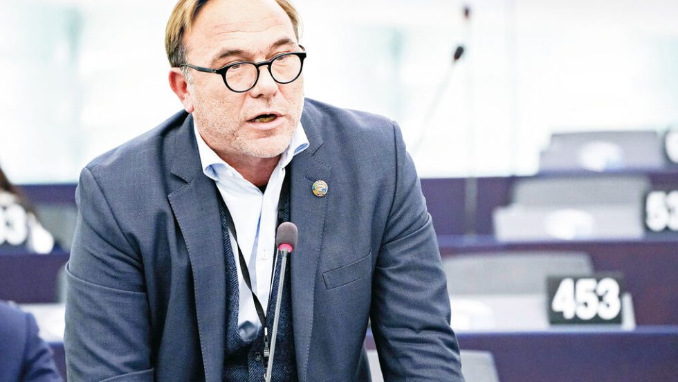 Πέτρος Κόκκαλης, πρόεδρος του κόμματος «ΚΟΣΜΟΣ»