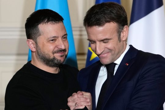 Βολοντίμιρ Ζελένσκι, Εμανουέλ Μακρόν