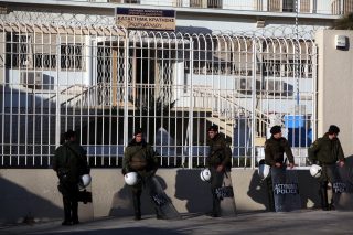 Έφοδος της ΕΛ.ΑΣ. στο ψυχιατρείο των φυλακών Κορυδαλλού - Κατασχέθηκαν κινητά και ναρκωτικά