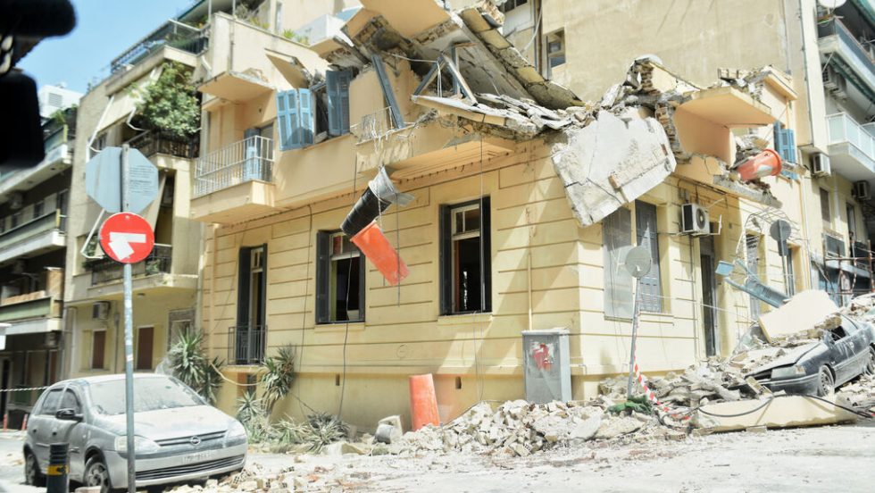 Το κτίριο που κατέρρευσε στο Πασαλιμάνι