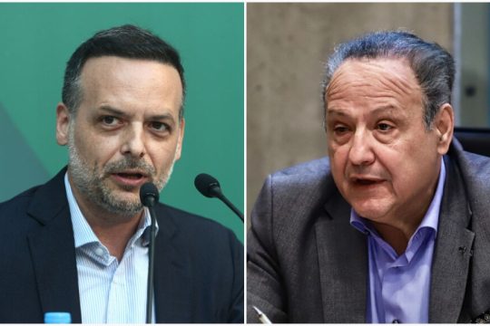«Κακό παιδί» λογίζεται για κυβερνητικά στελέχη ο Χάρης Δούκας (αριστερά), σε αντίθεση με τον Στέλιο Αγγελούδη, για τον οποίο περισσεύουν τα καλά λόγια