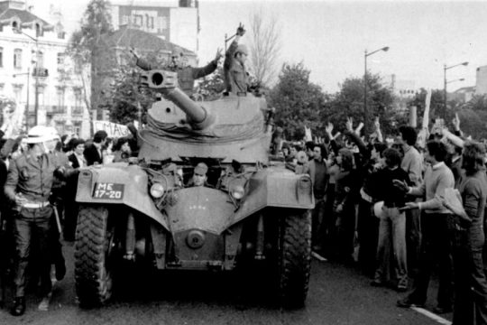 Επανάσταση των γαριφάλων- Πορτογαλία, 1974